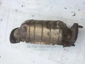 Front Engine Catalyst Lexus RX300