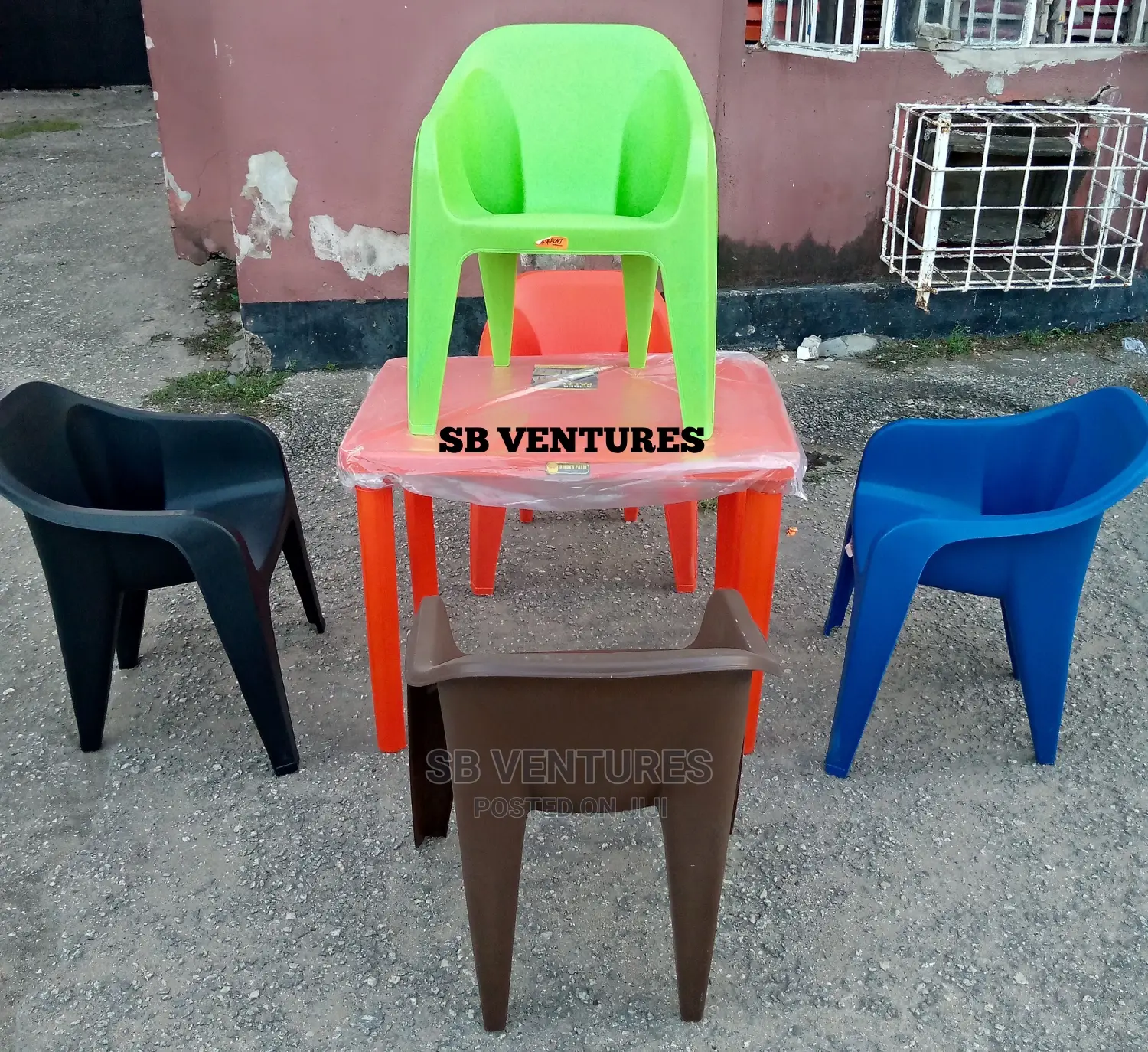 Indoor/Outdoor Chairs and Table