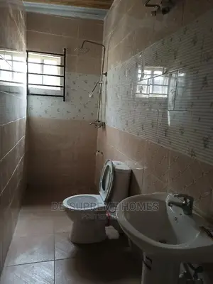 2bdrm Bungalow in Triple Angel Estate, Lakowe for rent