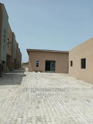 2bdrm Bungalow in Triple Angel Estate, Lakowe for rent