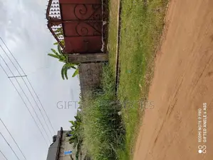 Genuine 1plot of Land Fenced Round in New Rd Ph