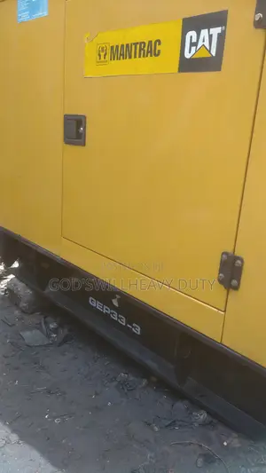 33kva U.K Used Almost New Caterpillar Soundproof Generator