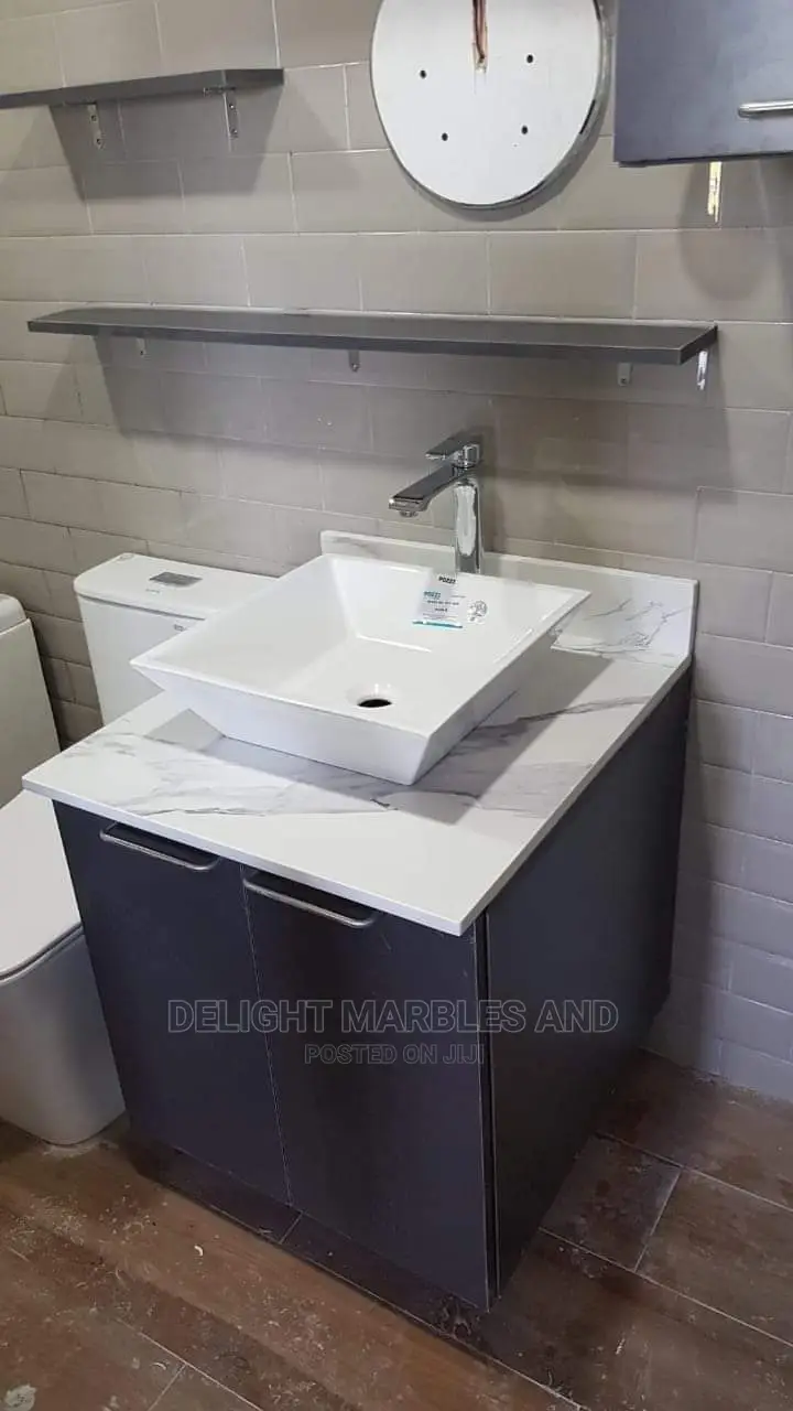 Imported Quality White Marble Kitchen Counter Tops.
