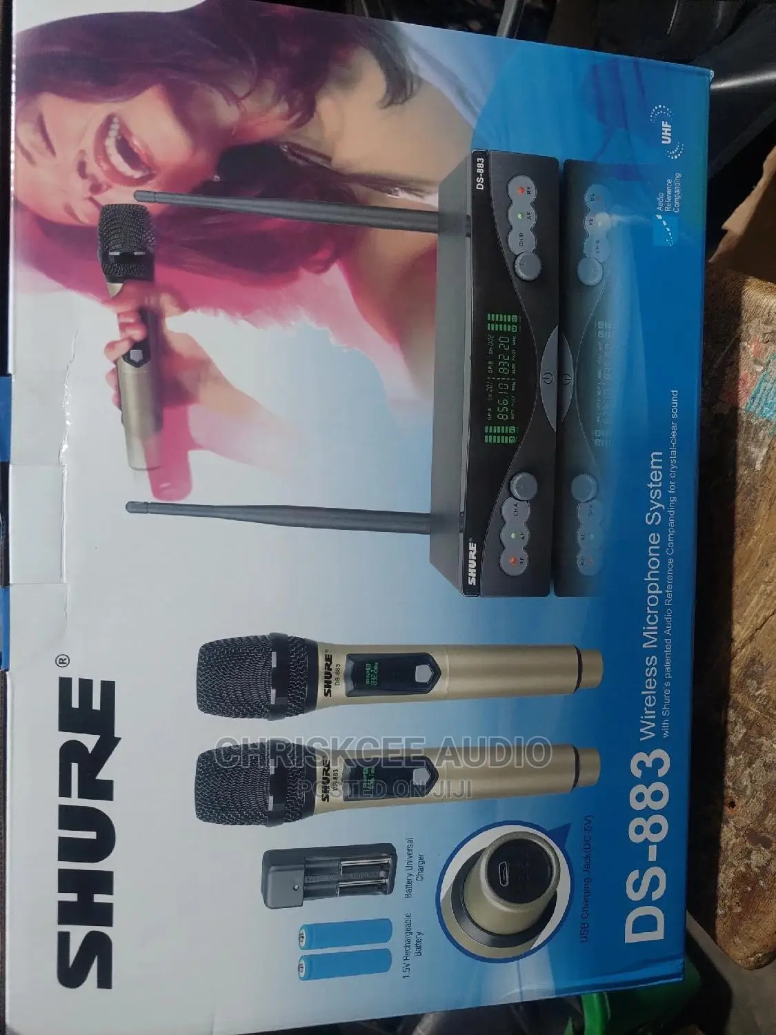 Shure DS-883 Professional Wireless Microphone