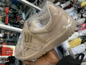 MP: Dior-Id Sneakers