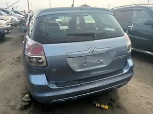 Toyota Matrix 2004 Blue