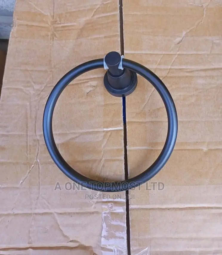 Black Towel Ring