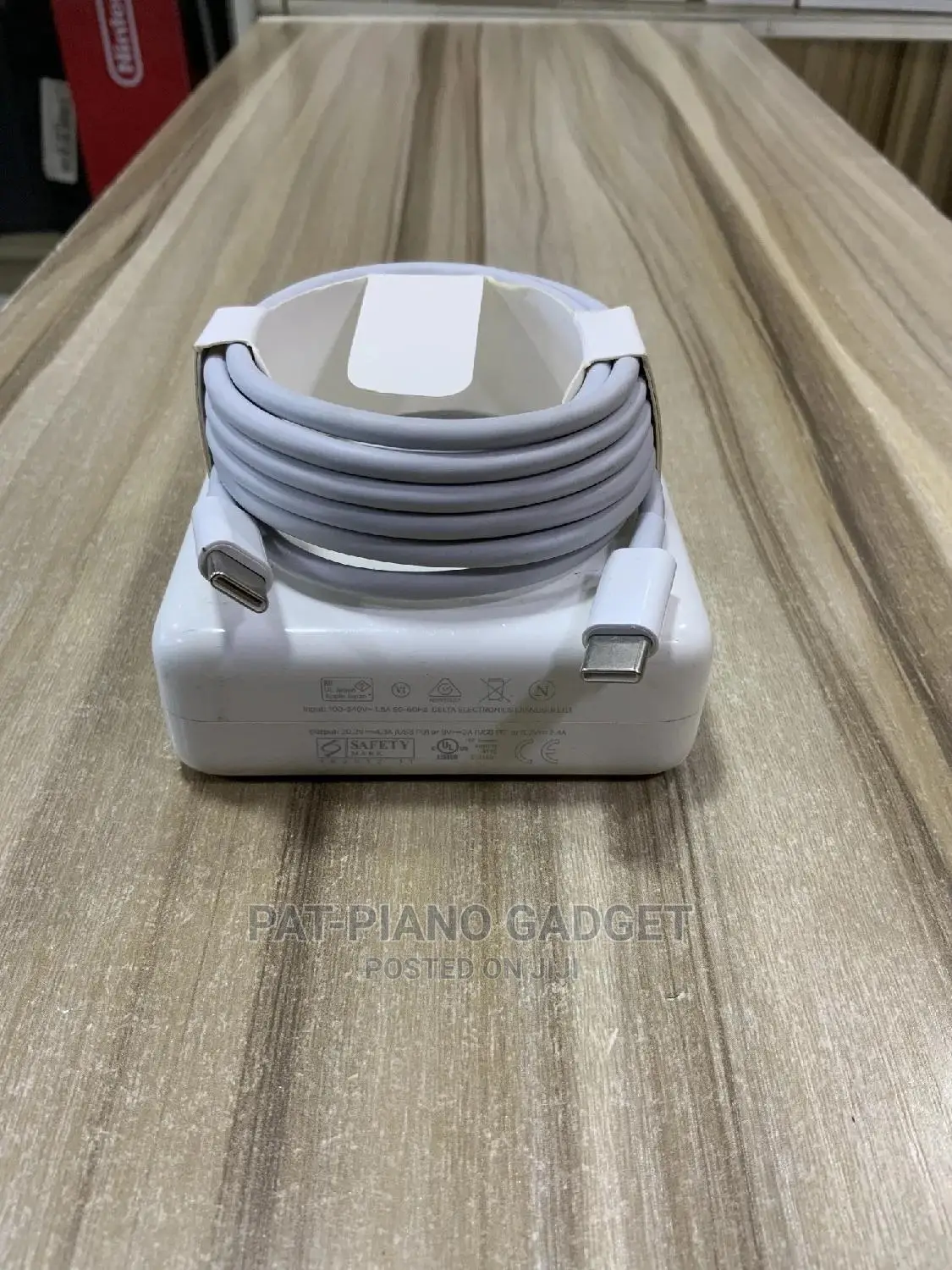 Apple Macbook Pro Type C Charger