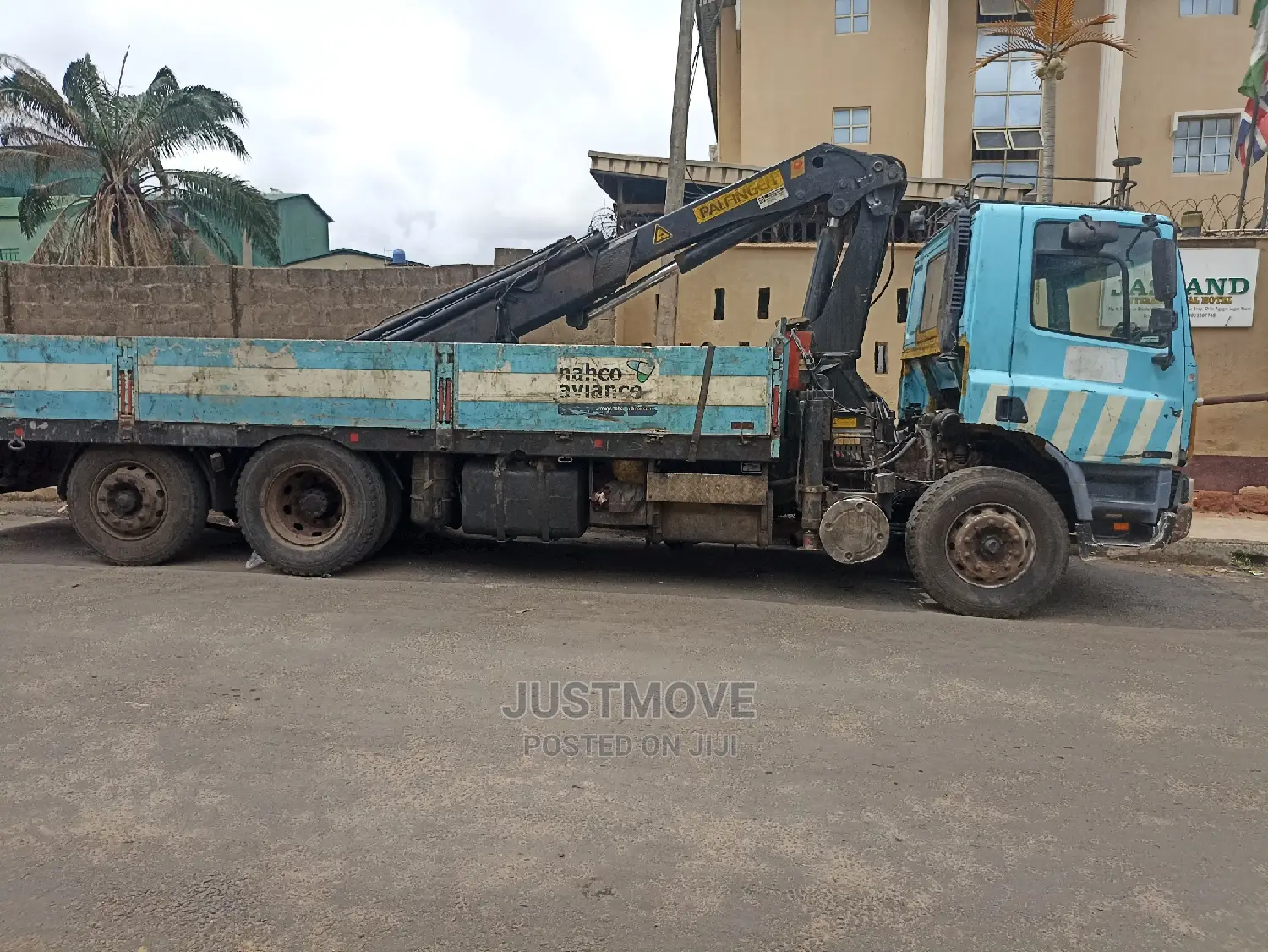 Self Loader for Hire