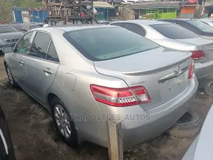 Toyota Camry 2009 Silver