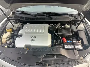 Toyota Camry 2009 Silver