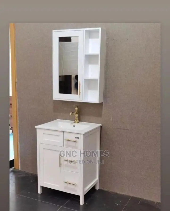 Royal Carbinet White