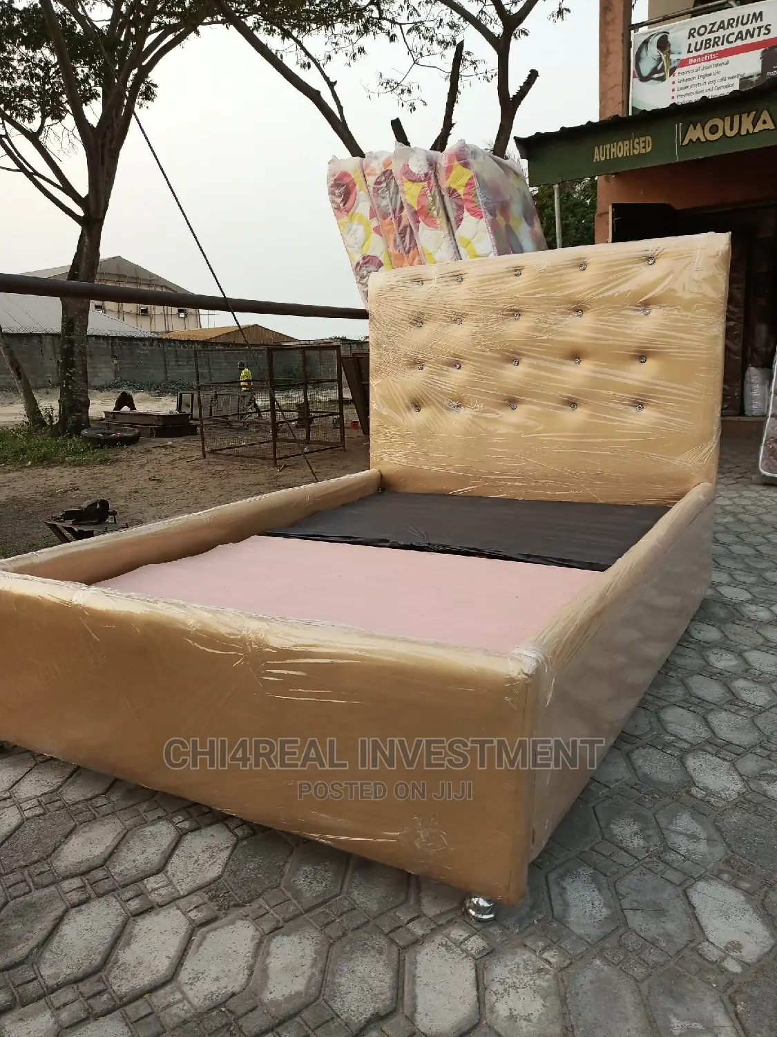 4.5 by 6 QUALITY LEATHER BEDFRAME.