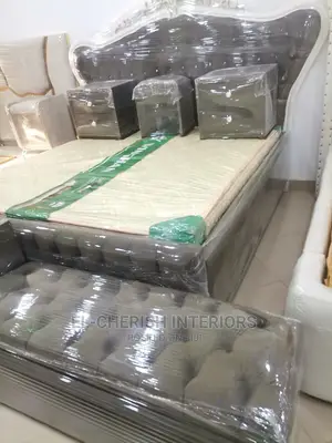 Swiz Splendor Bed