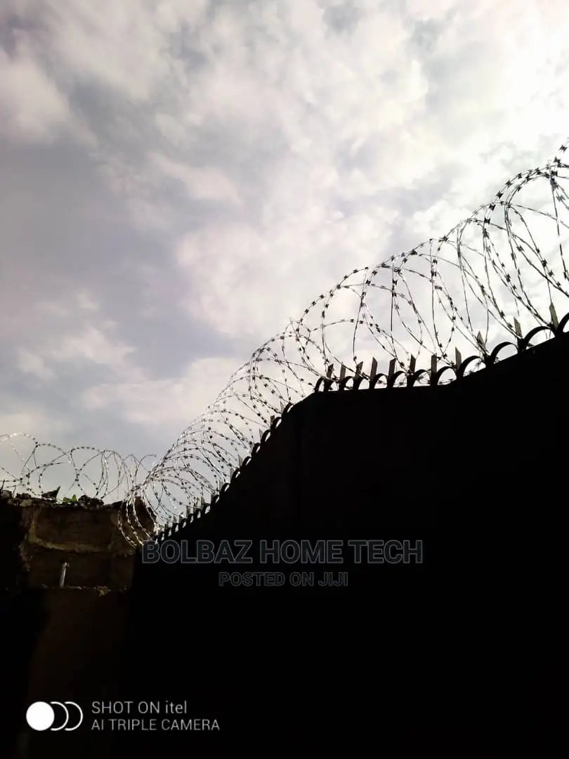 Razor Barb-Wire for Fencing Security; Durable