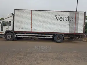 Hire Logistics Trucks Near Me