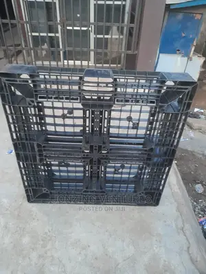 Plastic Pallets for Storage Purpose