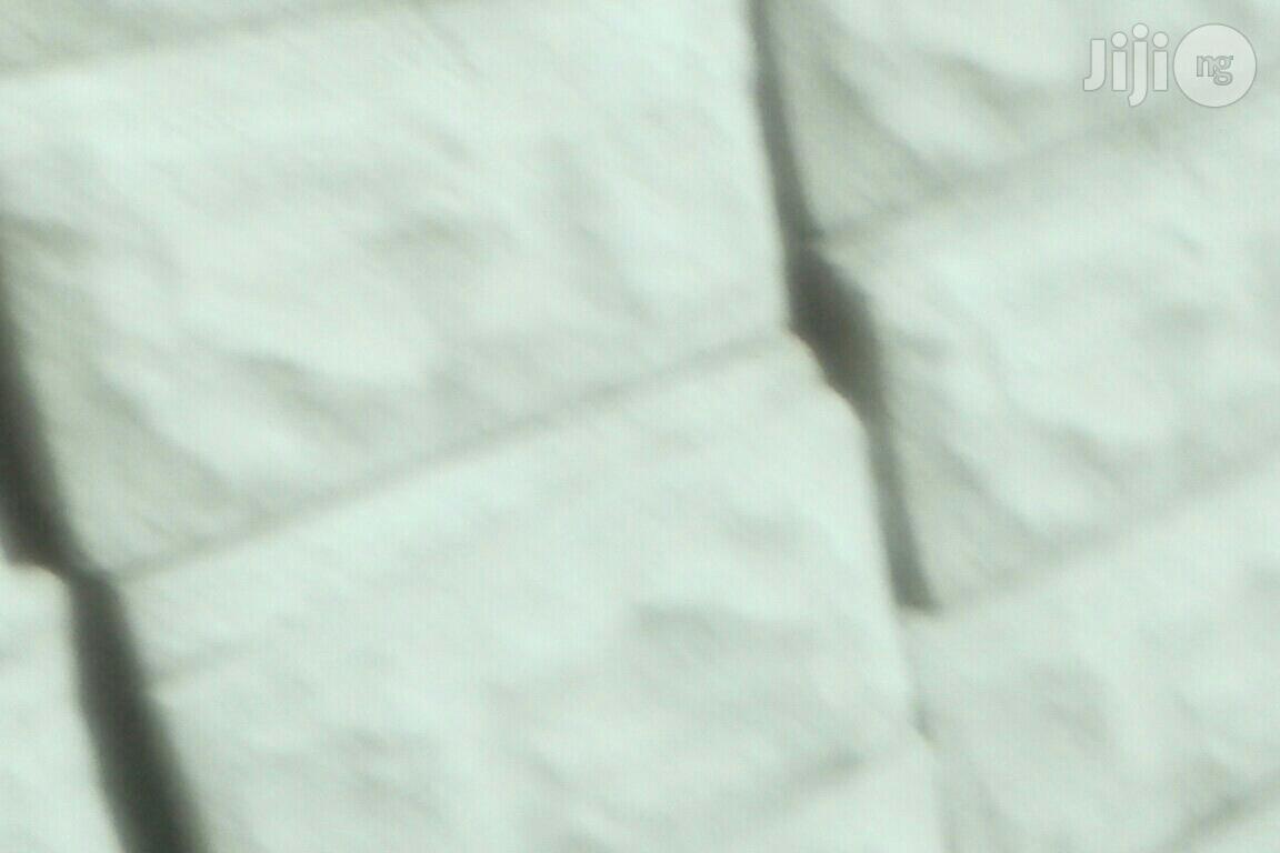 Walls Crack Tiles