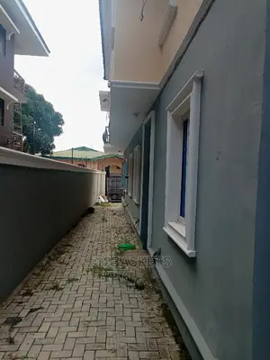 Furnished 4bdrm Duplex in Magodo Phase 2 for rent