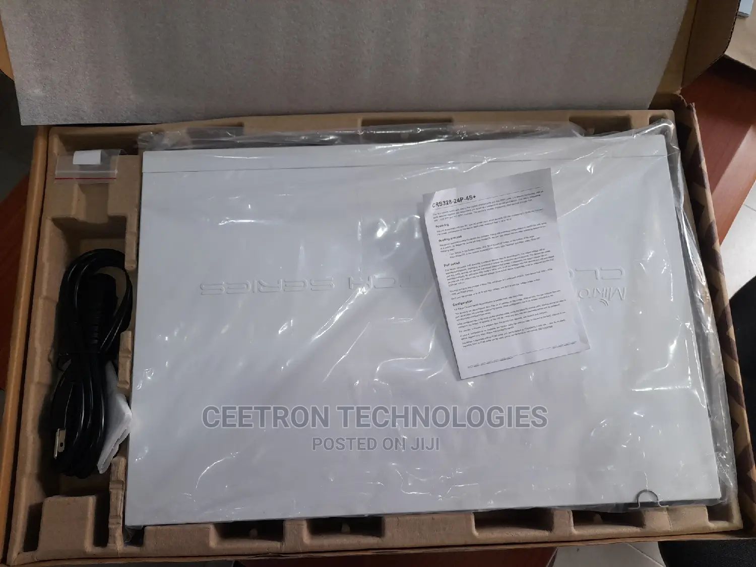 Crs328-24p-4s+Rm Cloud Router Switch With Routeros L5