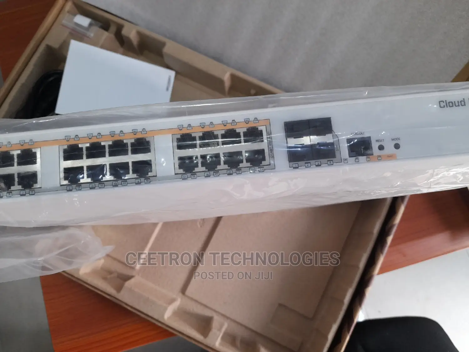 Crs328-24p-4s+Rm Cloud Router Switch With Routeros L5