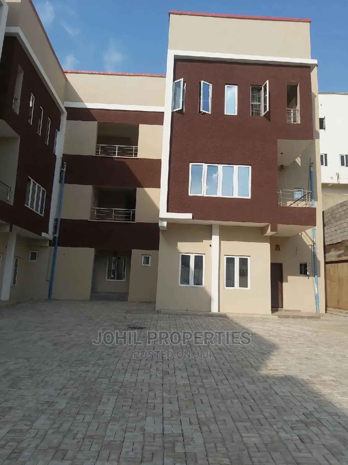 4bdrm Townhouse / Terrace in Asokoro for rent