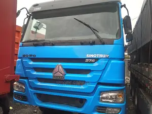 Clean Tokunbo Howo Truck