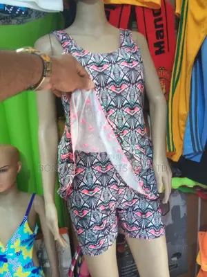 Ladies Swim Tronks
