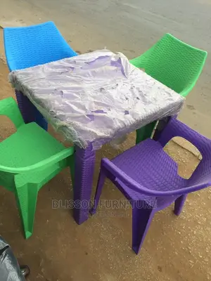 High Executive Plastic Table and Chairs