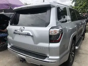 Toyota 4-Runner SR5 Premium 4dr SUV 4WD (4.0L 6cyl 5A) 2014 Silver