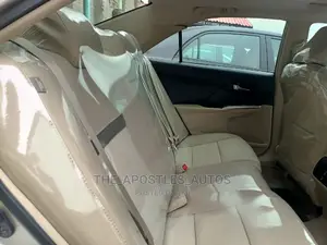 Toyota Camry 2014 Gold