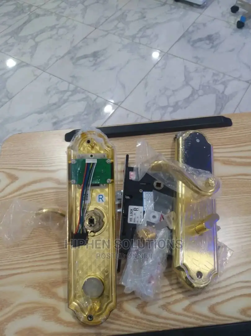 SECURITY Solutions Hotel Card Lock System