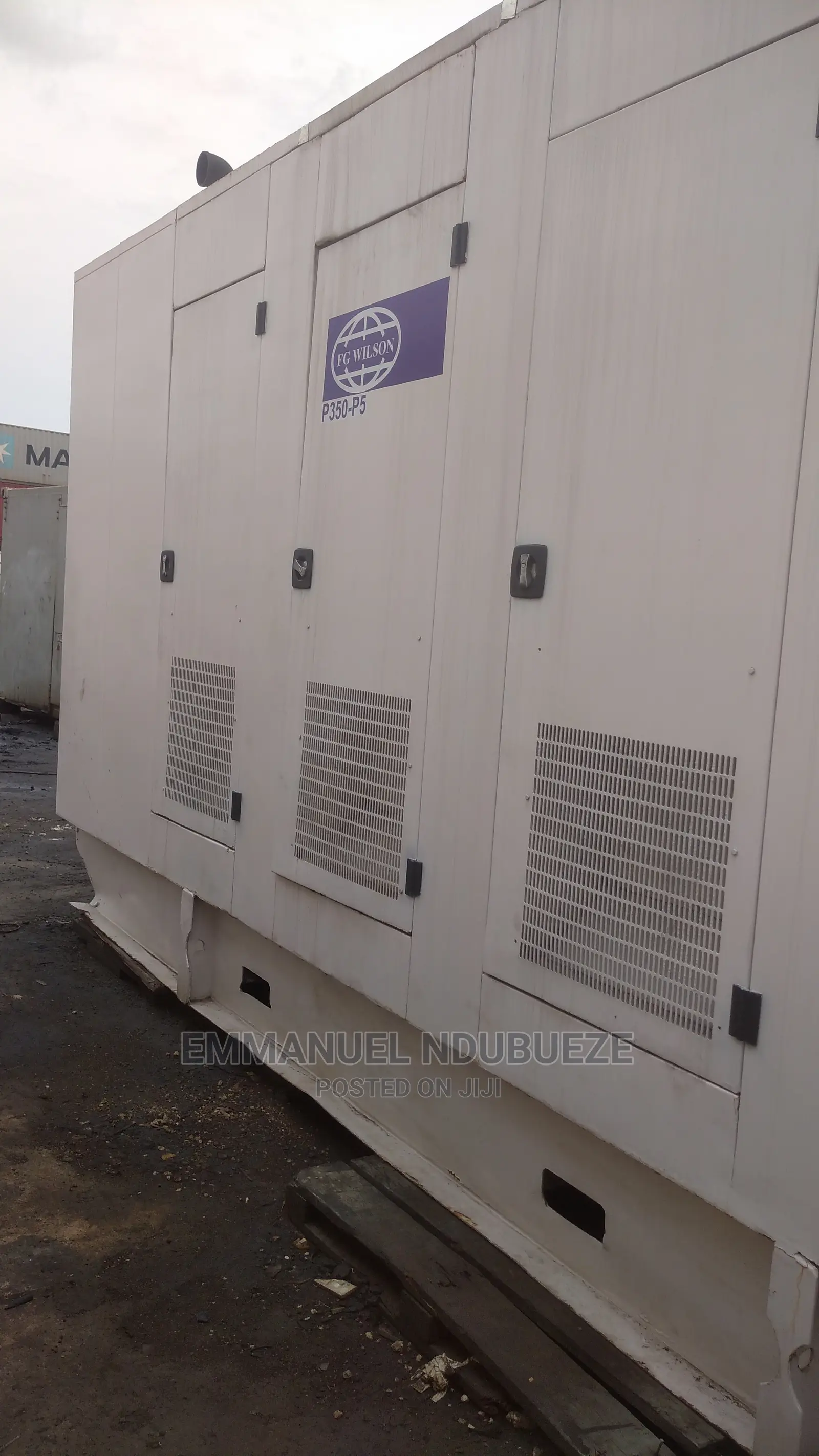 350kva U.K Used 2800series Perkins Soundproof Generator