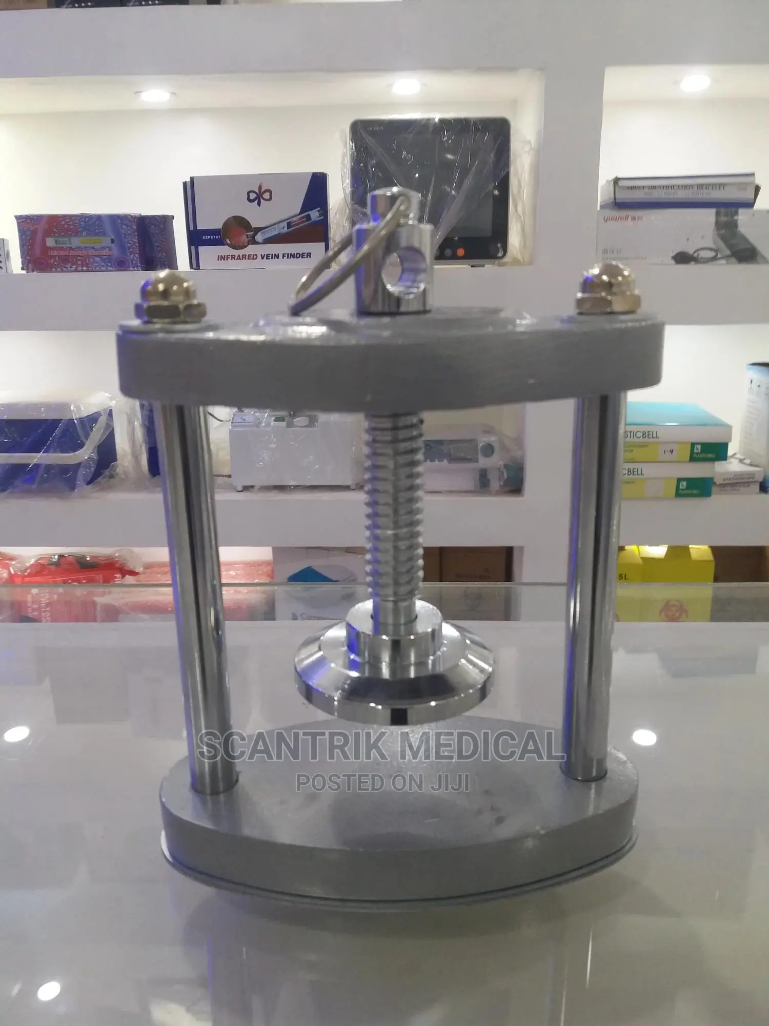 Lab Manual Press Compress With One Aluminum Flask