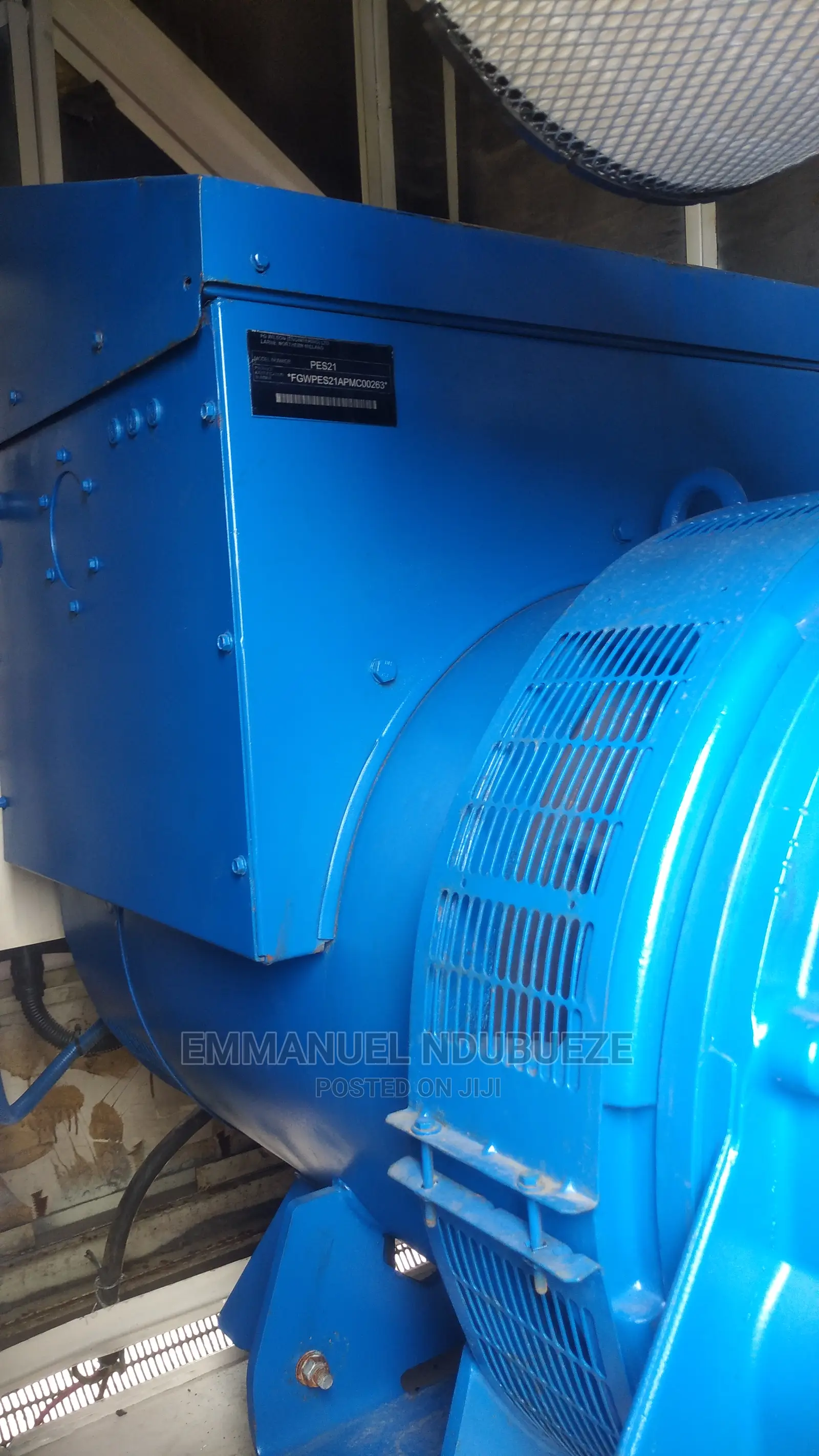 350kva U.K Used 2800series Perkins Soundproof Generator