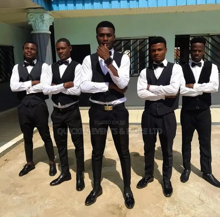 Stewards, Waiters And Ushers Service's