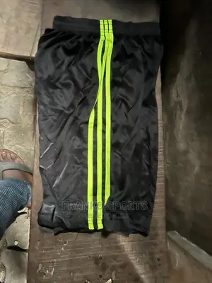 Short Play Pant