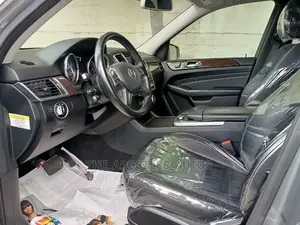 Mercedes-Benz M Class ML 350 4Matic 2012 Gray