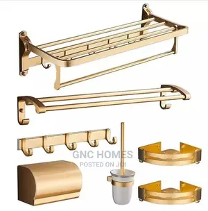 Complete Gold Accessories With Brush 🪥