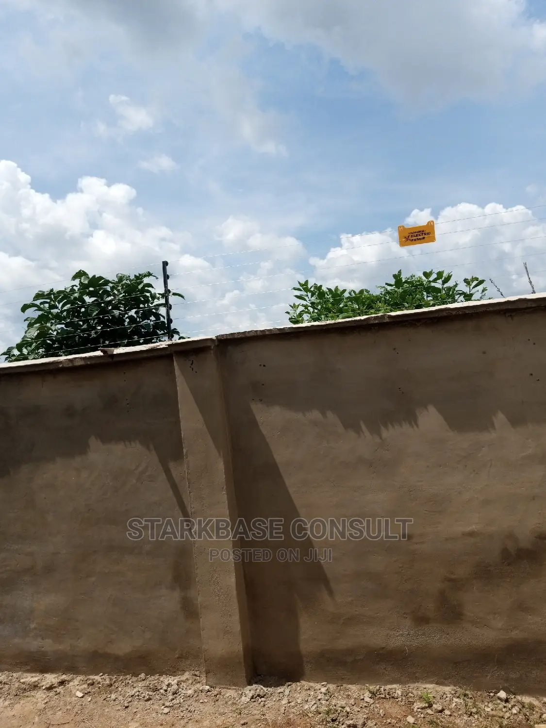 Electric Fence for Property Security