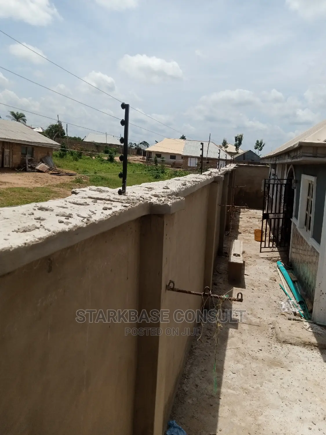 Electric Fence for Property Security