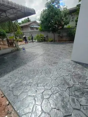 Great Installation Stamped Concrete Floor
