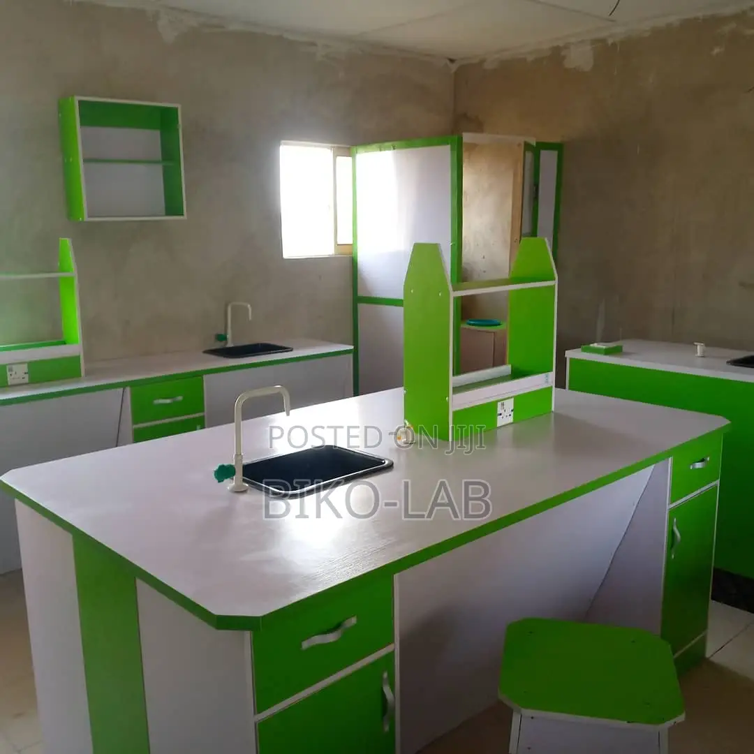 Standard School Laboratory