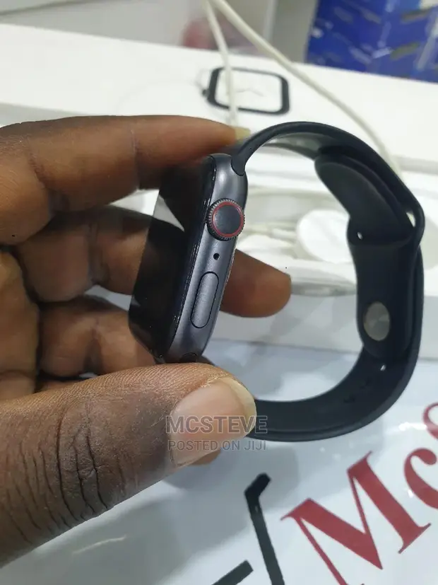 Apple Watch Series 44MM GPS/Cellular in Wuse Smart Watches