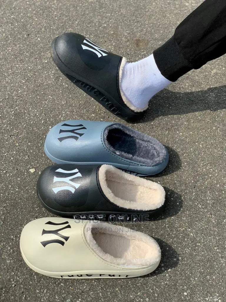 VIP: Interior Comfy Crocs