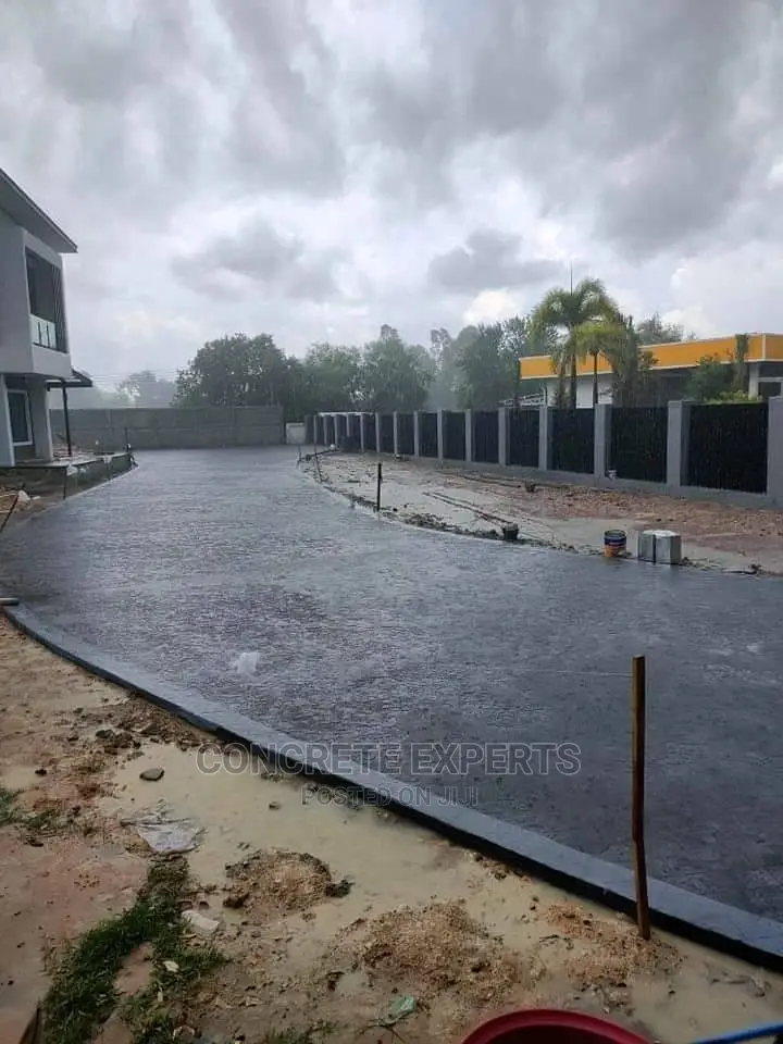 Con Concrete Stamped Floor