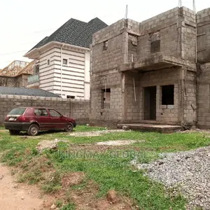 4bdrm Duplex in Sabon Lugbe for sale