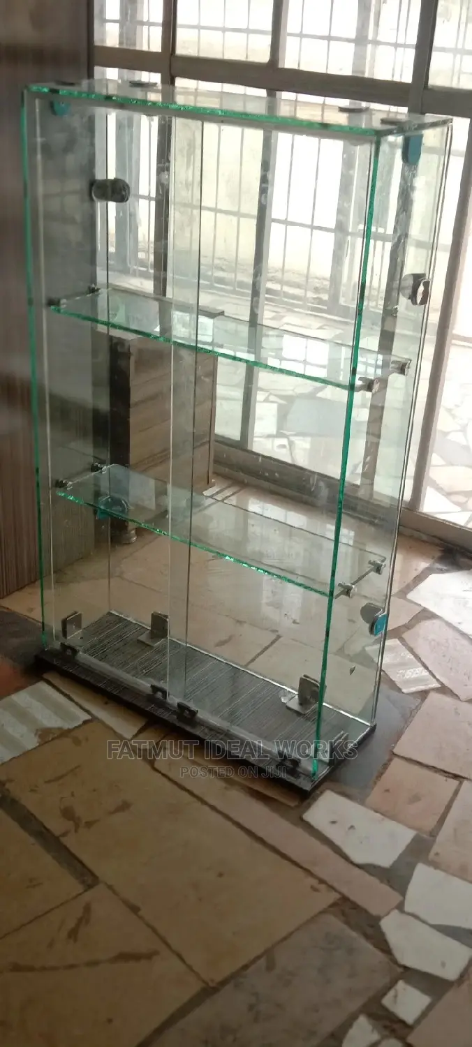 Frameless Display Shelf