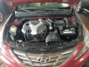 Hyundai Sonata 2013 Red