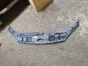 Radiator Cover Highlander 2011-2013